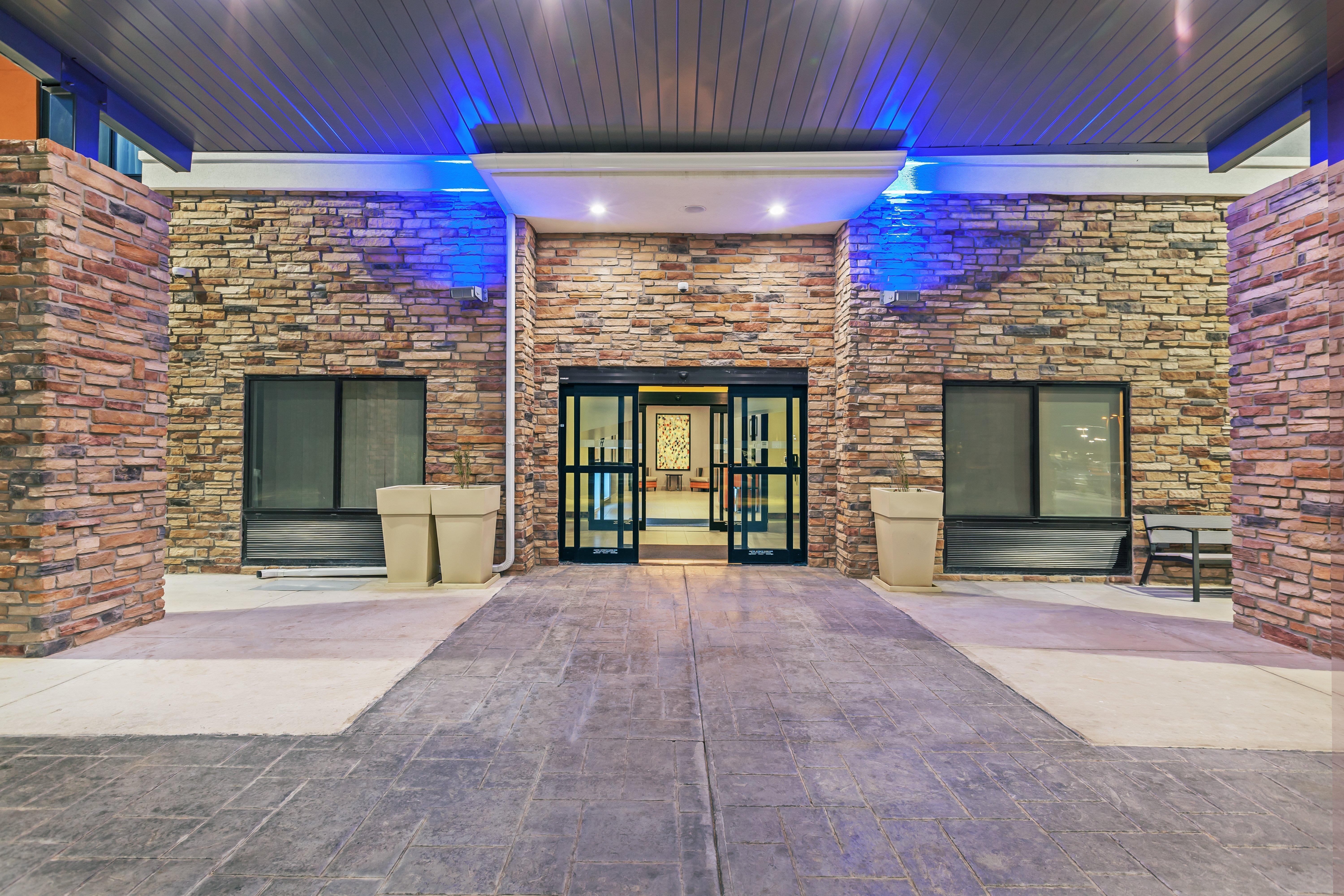 Holiday Inn Express & Suites Perryton By Ihg Lord Экстерьер фото